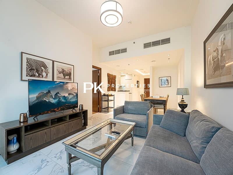 3 Noora Tower 1 BR: Canal Views & Pool Access