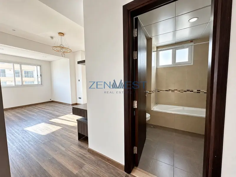 Fully Upgraded spacious 03 bedrooms for sale (vacant)