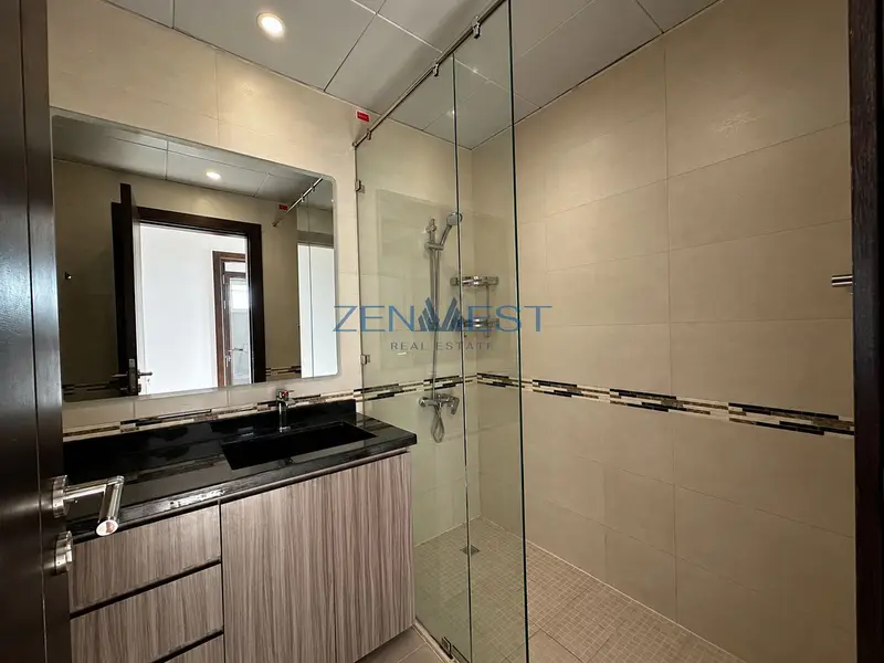Fully Upgraded spacious 03 bedrooms for sale (vacant)