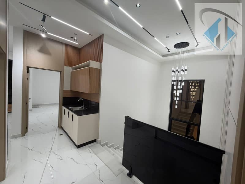 22 eb17a6cf-df6d-44e7-b192-eb9e2ac2940a. jpg