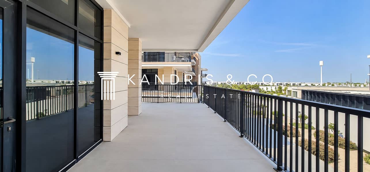 6 balcony c. png