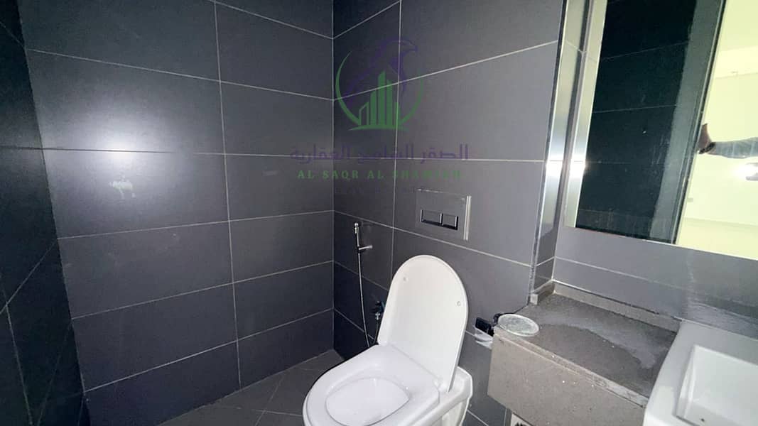 15 apartment-for-rent-2-bedroom-almmzr-alsharqh-bathroom-15. jpg