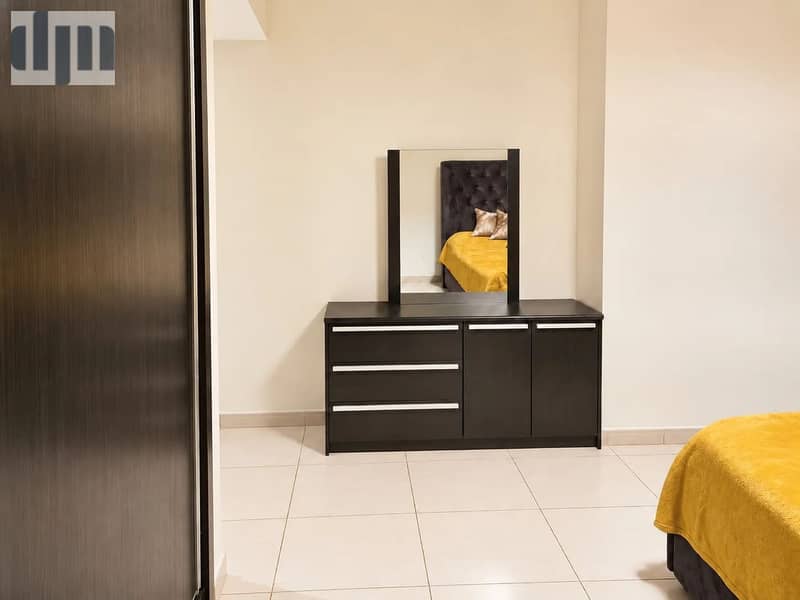 6 Image 6