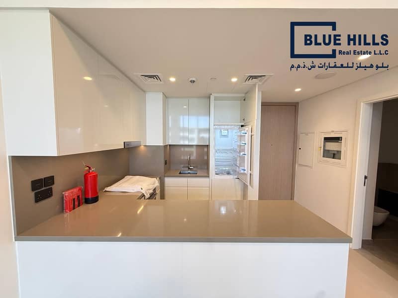7 WhatsApp Image 2026-10-27 at 00.38. 22 (2). jpeg