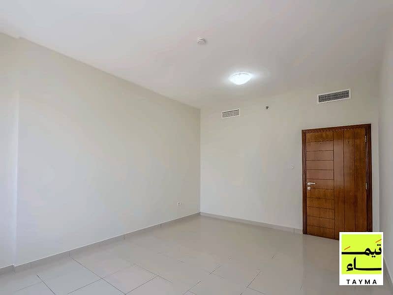 14 Apartment No 03 - 18 - Interior Room - Door View. jpg