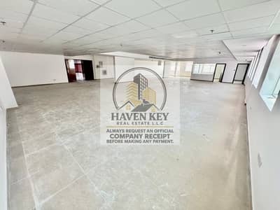 Office para en Alquiler en Muwaileh Commercial, Sharjah - ca011ffc-7742-4930-8680-8addf5a393b3. jpg