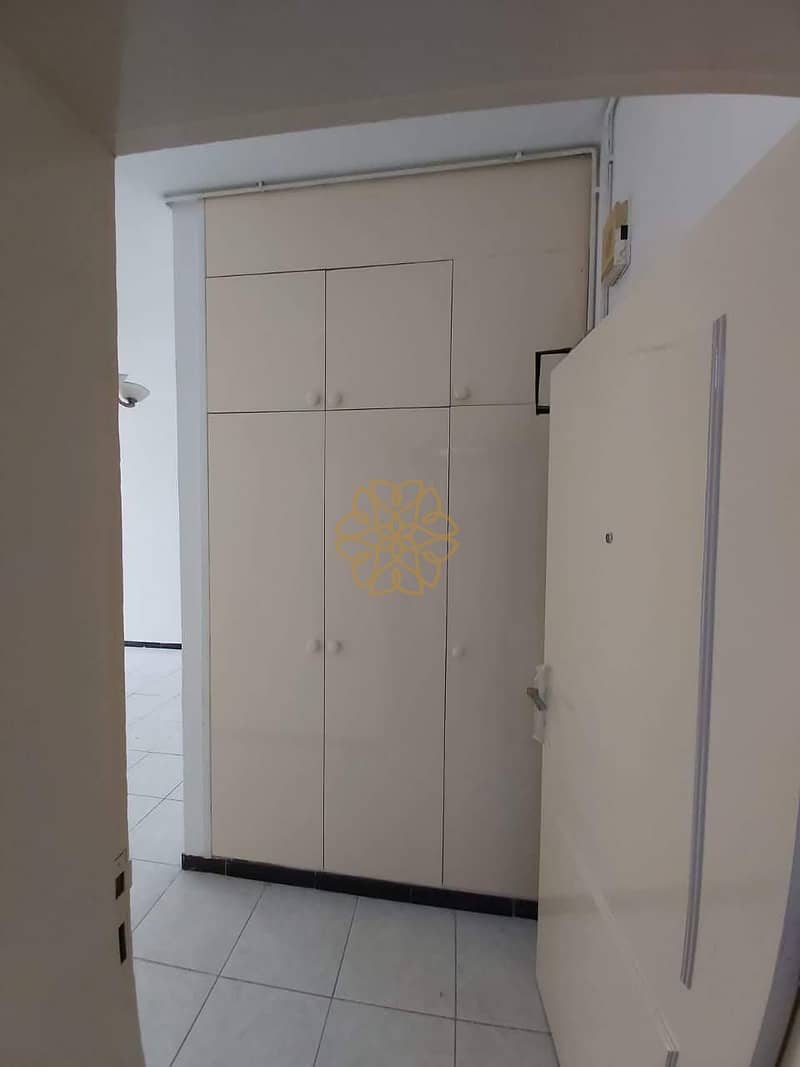 8 85030. jpg