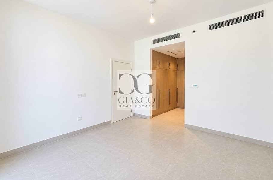 5 Vacant | Prime Location | Brand Nee 5