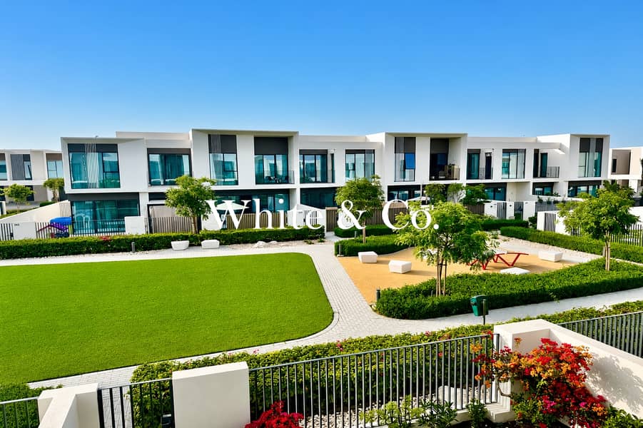 Direct Park Backing | Middle Kitchen | VOT Direct Park Backing | Middle Kitchen | VOT