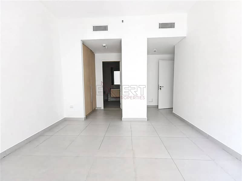 5 Image 5