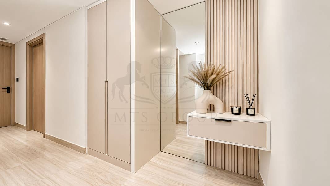 3 Minimalist Beige Hallway with Pampas Decor. png