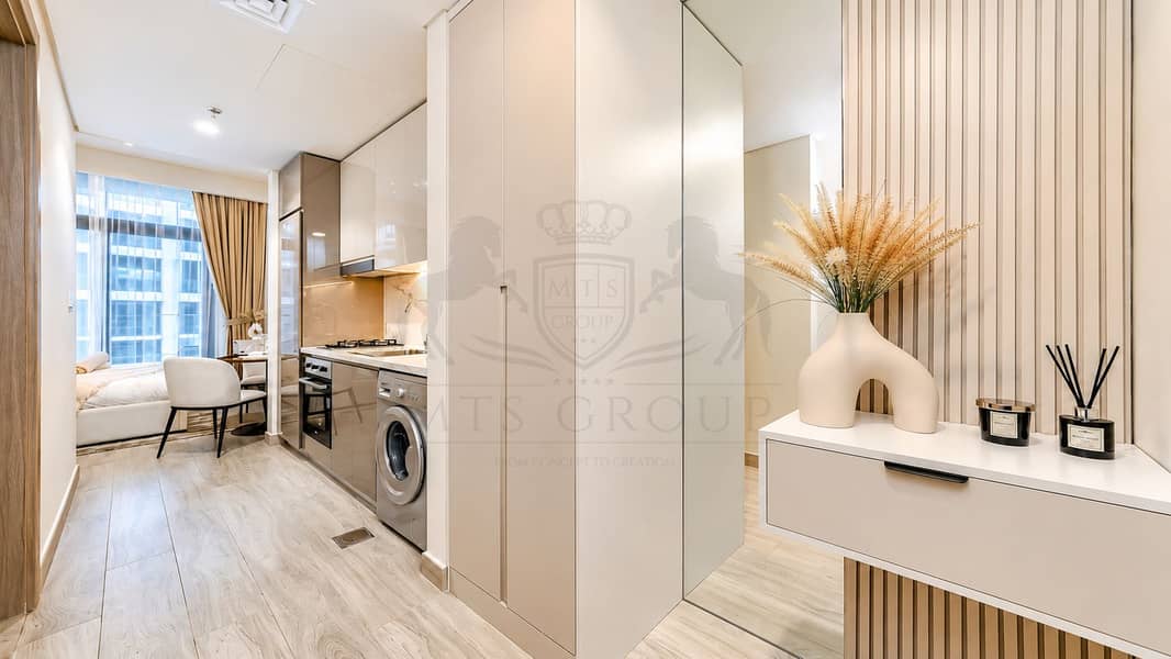5 Modern Studio Hallway Kitchen Interior. png