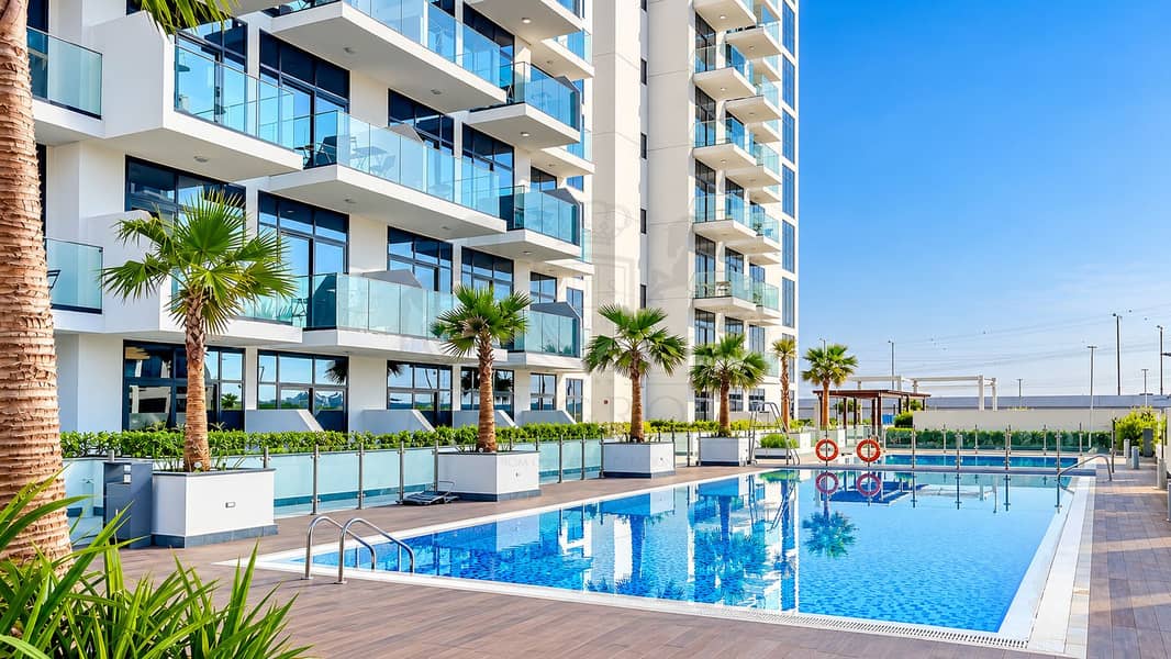 10 Luxury High-Rise Pool Deck. png