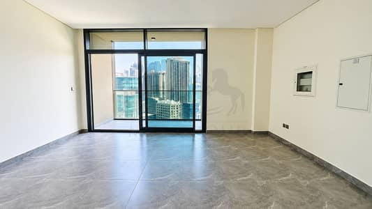 2 Bedroom Apartment for Rent in Business Bay, Dubai - Bright Minimalist Apartment with City View. png