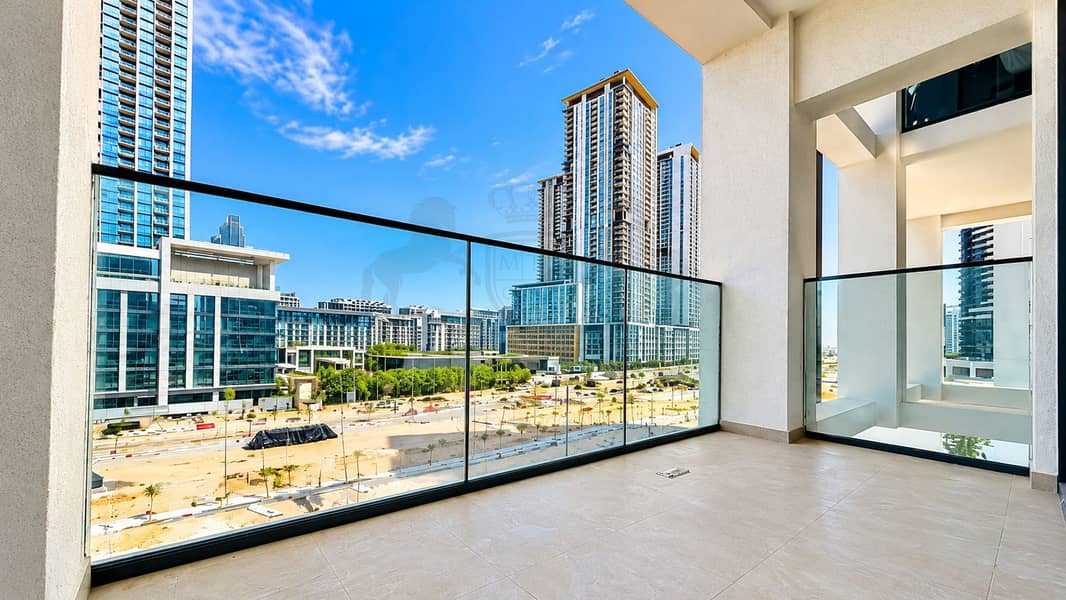 10 Modern Balcony Overlooking City Skyline. png