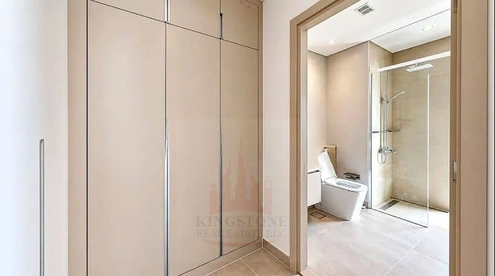 4 washroom 101. jpg