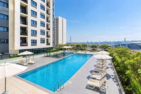 شقة 2 غرفة نوم للايجار في وصل غيت، دبي - Urban Resort Pool with Skyline Views. jpeg