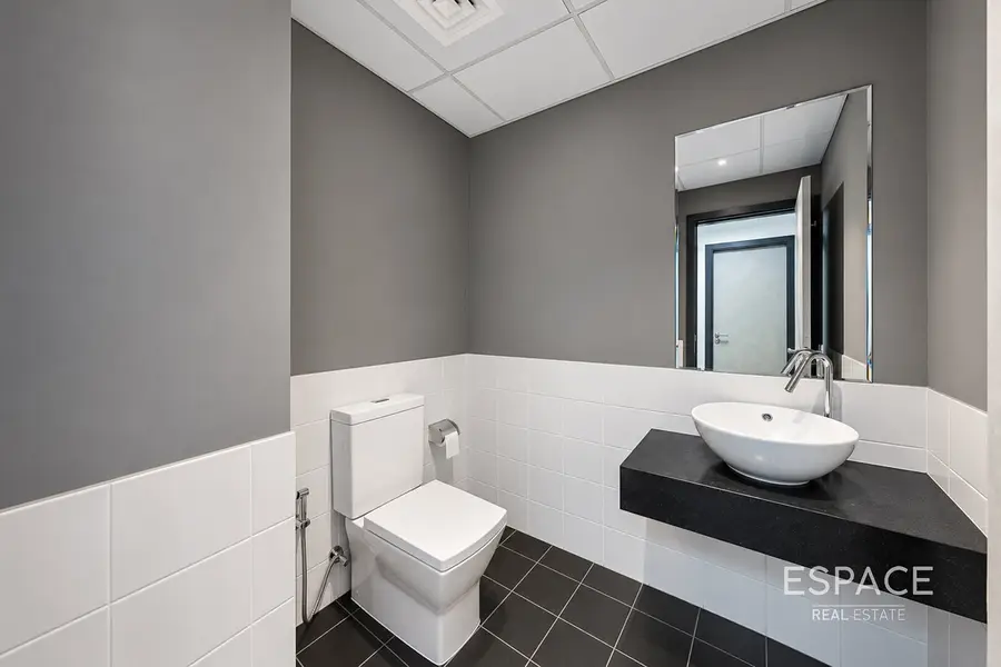 Grade A | Uptown View | Prime Location
