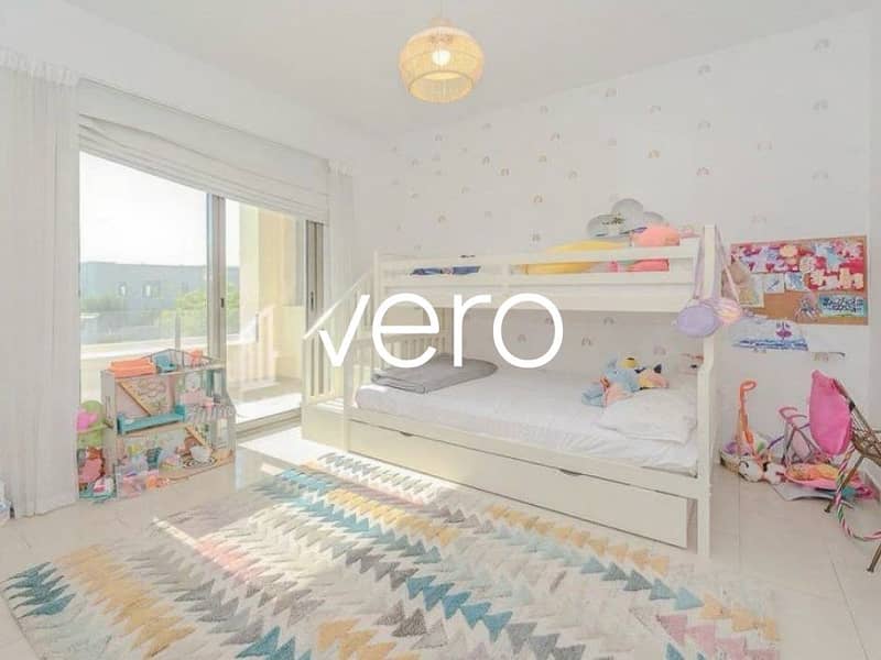 8 Photo 8