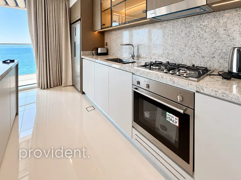 Full Palm | 1,404 Sqft | 3 bathrooms