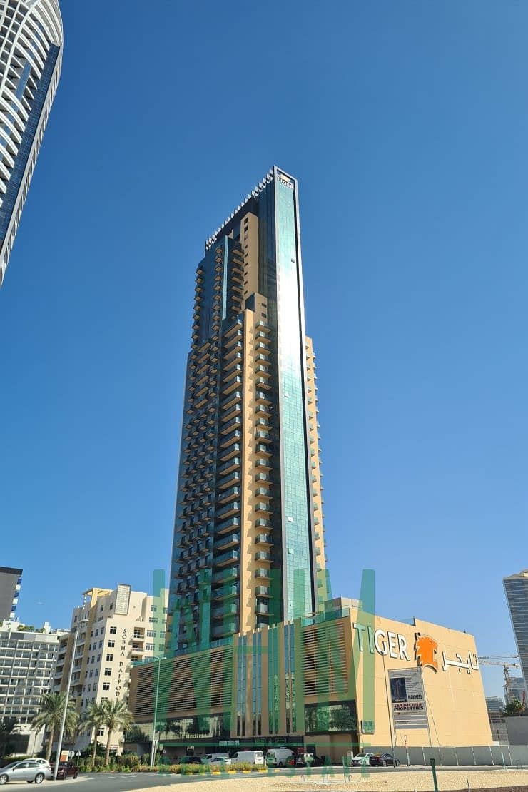 8 THE Square tower-jvc--. jpg