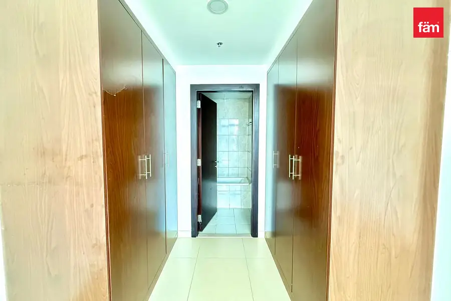 Prime Location | Unfurnished | Vacant
