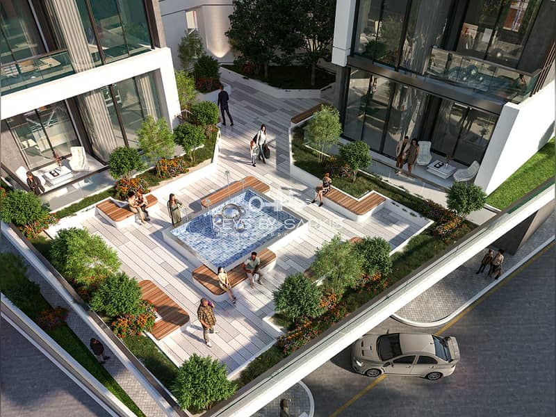15 RoseGardens3-15-courtyard. jpg