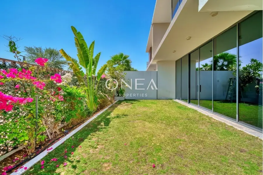Elegant 4-Bedroom Villa | Park-Facing | Landscaped