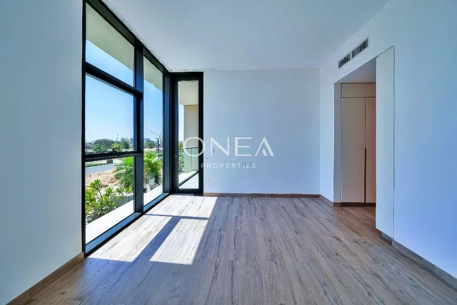 Elegant 4-Bedroom Villa | Park-Facing | Landscaped