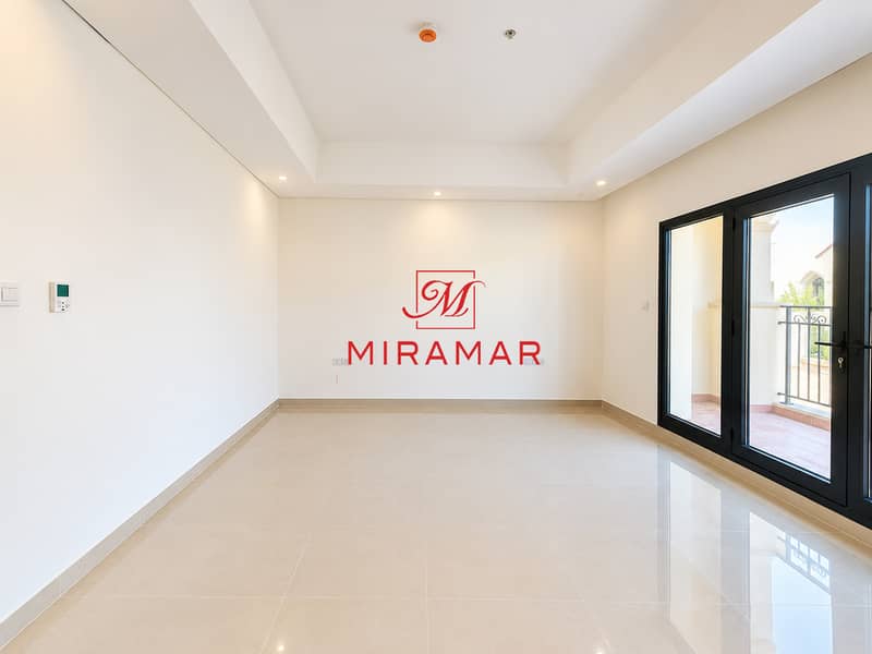 7 Bright Minimalist Apartment Interior. png
