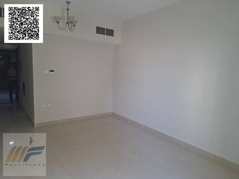 4 property_photo_01. jpg