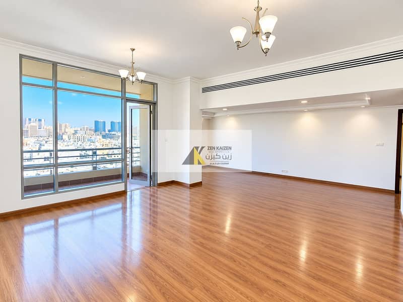 Bright Minimalist Apartment with City Views. png Bright Minimalist Apartment with City Views. png