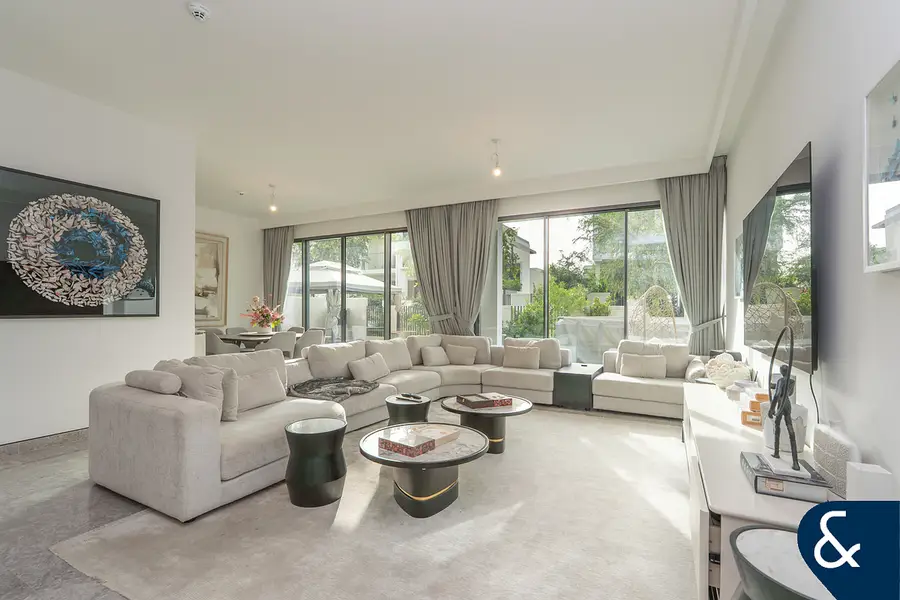 Upgraded | Prime Location | View of Park