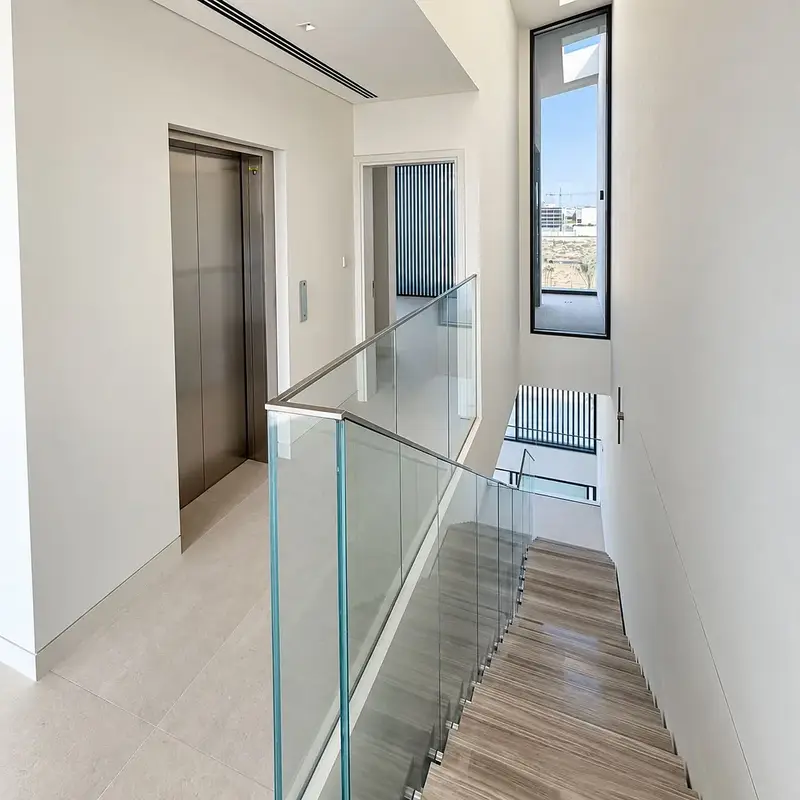 Corner Unit | Single Row | G+2 with Elevator