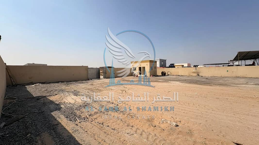 8 yard-for-rent-al-sajja-property-06. jpg