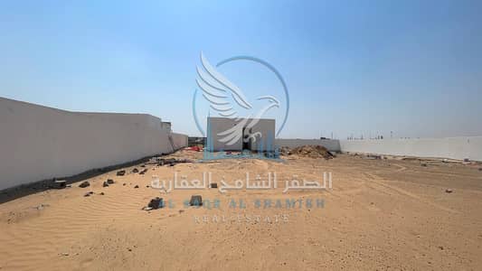 Земля промышленного назначения в аренду в Аль Саджа, Шарджа - yard-for-rent-al-shargah-property-06. jpg Земля промышленного назначения в аренду в Аль Саджа, Шарджа - yard-for-rent-al-shargah-property-06. jpg