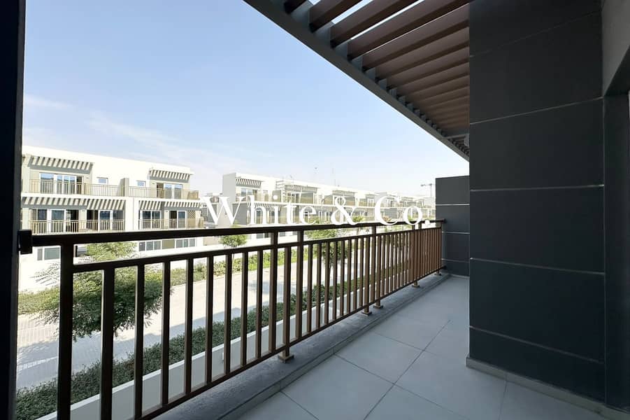 Casa adosada en DAMAC Hills 2 (Akoya by DAMAC),Verona, 4 dormitorios, 120000 AED - 17035986 Casa adosada en DAMAC Hills 2 (Akoya by DAMAC),Verona, 4 dormitorios, 120000 AED - 17035986