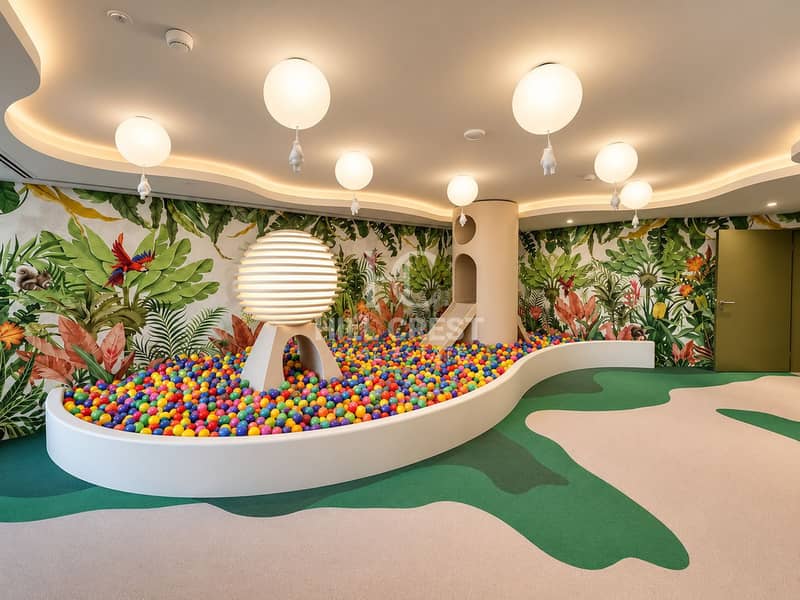 16 Tropical Jungle Ball Pit Playroom. png