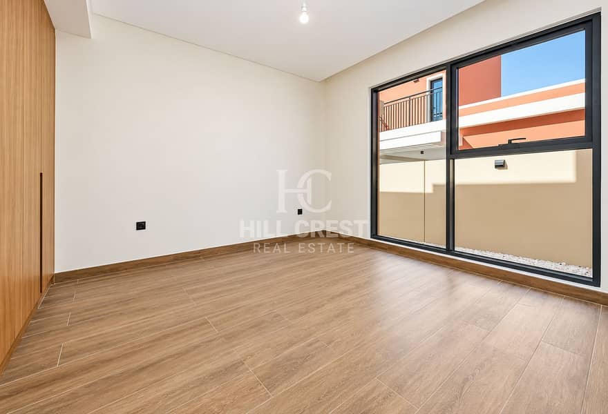 4 Bright Minimalist Room with Courtyard Viewc. png