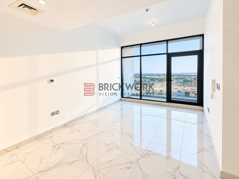 2 Bright Minimalist Apartment with Balcony. png