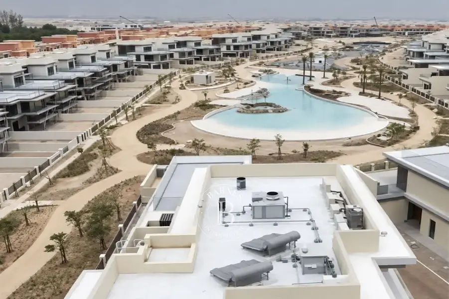 Large Plot | Waterfront | Lagoons Specialist