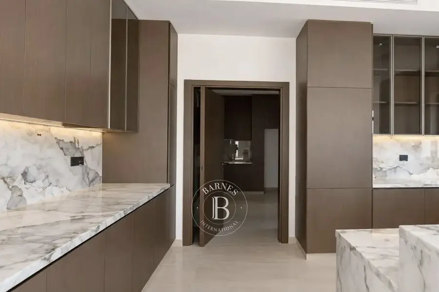 Large Plot | Waterfront | Lagoons Specialist