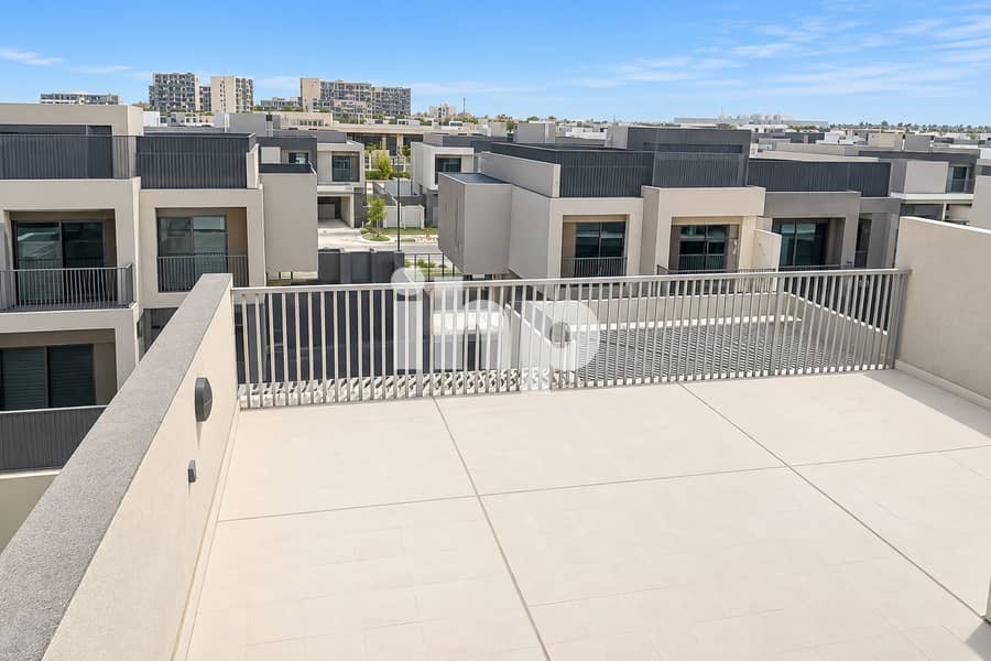 11 Property_04_Daylight. jpg