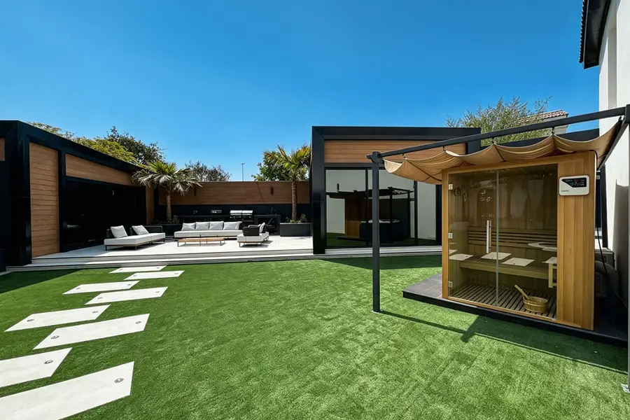 Luxurious | Fully Upgraded| Fully Furnished