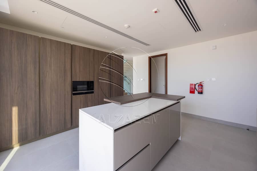 10 021A8061-HDR. jpg