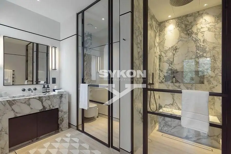 Upgraded 3BR | Golf Views | Pool | Corner Unit