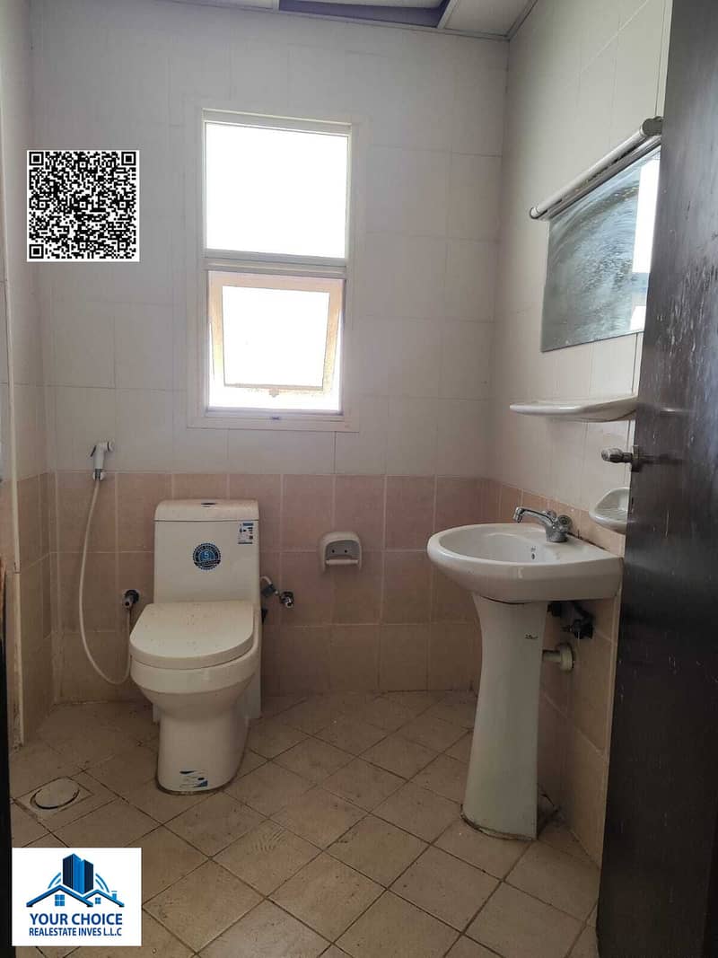 49 28cca308-95bc-4cd1-a752-acff898d52e2. jpg