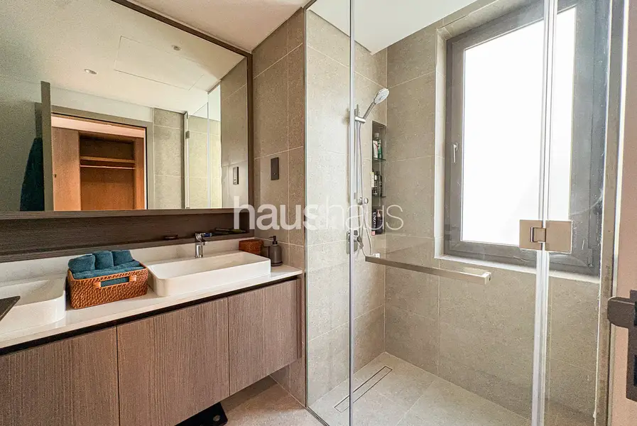 Large Plot | Upgraded | Best Location