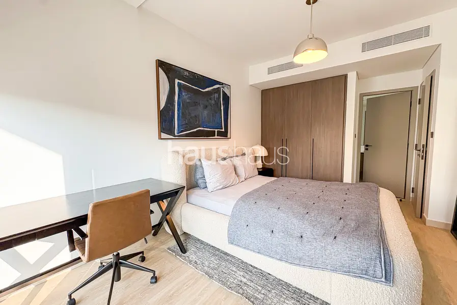 Large Plot | Upgraded | Best Location