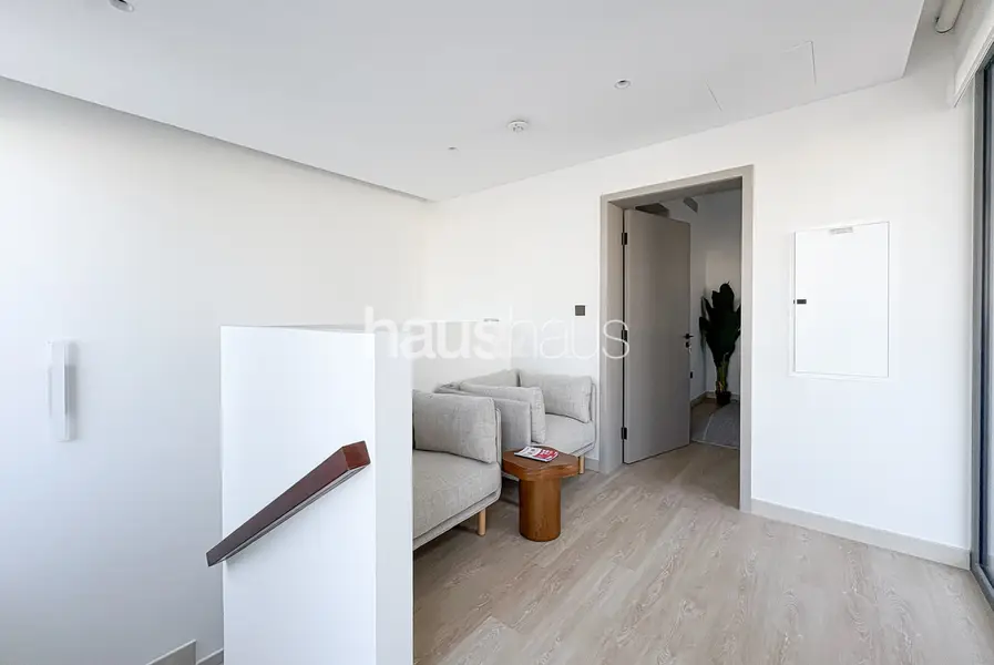 Large Plot | Upgraded | Best Location